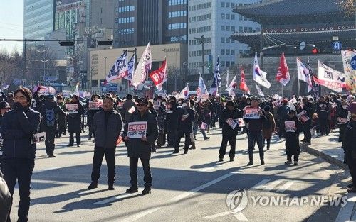 보수단체 "탄핵 반대, 이재명 구속"