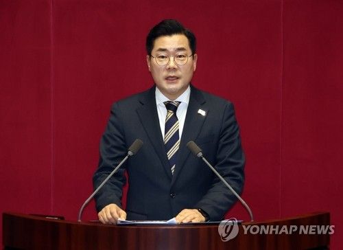 탄핵소추안 제안 설명하는 박찬대 민주당 원내대표