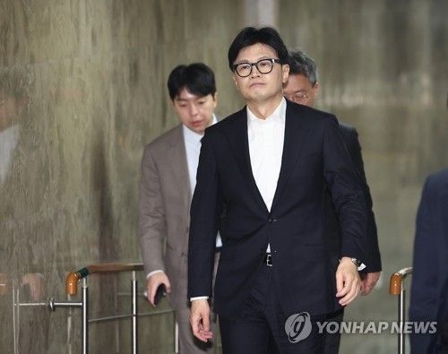 당 대표실 향하는 국민의힘 한동훈 대표