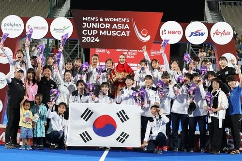 3위로 시상대에 오른 한국 선수단