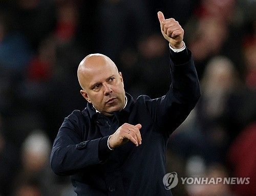 리버풀의 아르네 슬롯 감독