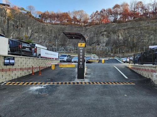 확장을 마친 숭인공영주차장