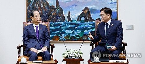 우원식 국회의장 예방한 한덕수 권한대행