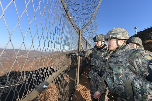 김명수 합참의장 15사단 예하 GP 순시