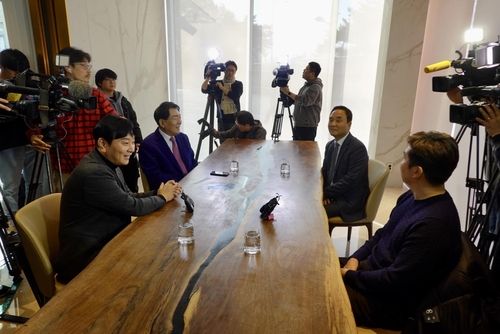 체육회장 후보들의 단일화 논의 회동