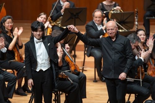 임윤찬과 도이치 캄머필하모닉 협연