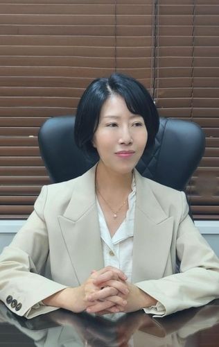연합뉴스와 인터뷰 중인 김도연 소장