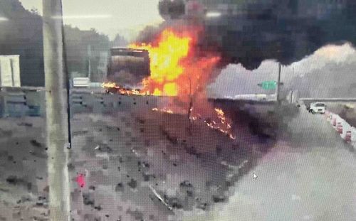 평창 영동고속도로서 발생한 버스 화재