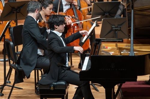 임윤찬과 도이치 캄머필하모닉 협연