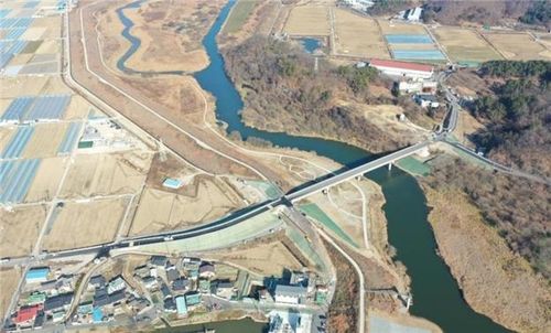 하천환경정비사업 함안천 일대 모습