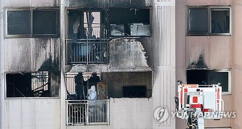 대구 아파트 화재 완전 진압…현장 조사 중