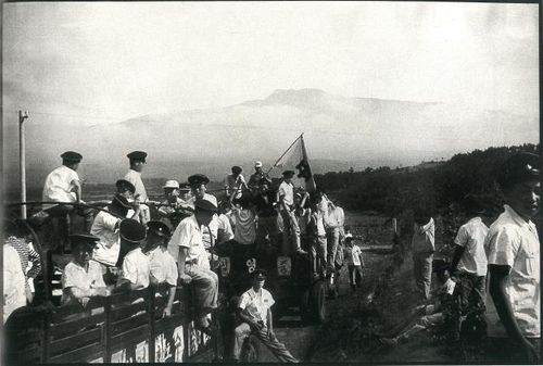 만농 홍정표 선생 사진전 전시작 중 '수학여행'