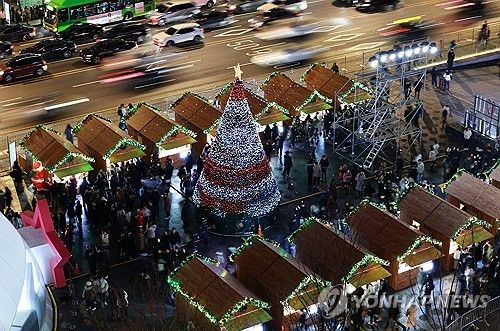 산타 트리와 광장 마켓