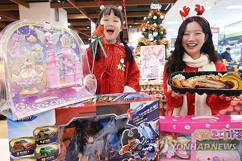 '연말 먹거리와 선물 준비하세요~'