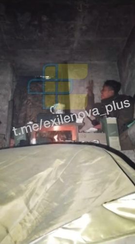 드론 공격 설명하는 북한군 추정 남성