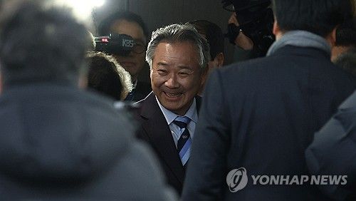 인사하는 이기흥 대한체육회장