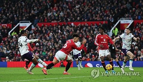 맨유와 본머스의 경기 모습.