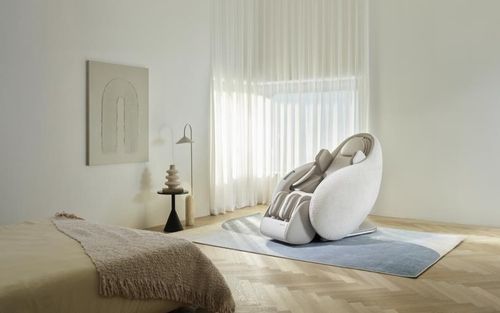 세라젬, 전신 안마의자 신제품 '파우제 M8' 출시