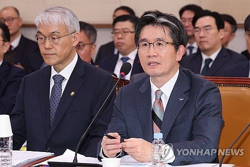 답변하는 오동운 고위공직자범죄수사처장