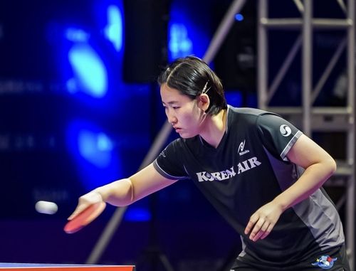 종합탁구선수권 여자단식 결승 중인 대한항공의 이은혜