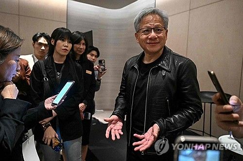 태국 방문한 젠슨 황 엔비디아 CEO