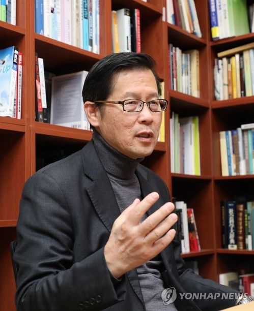 연합뉴스와 인터뷰 중인 정성장 세종연구소 한반도전략센터장