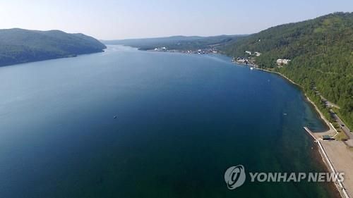 바이칼 호수와 만나는 안가라강