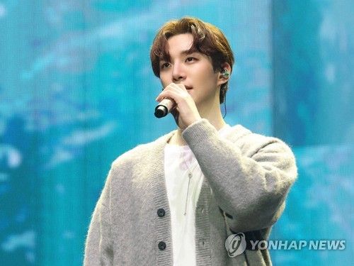 가수 겸 배우 이준호