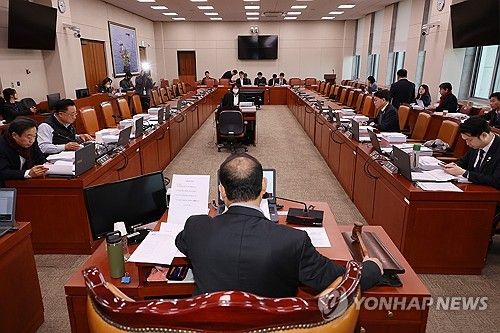국가기간 전력망 확충 특별법안 등 안건 심의