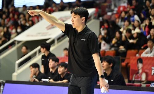 삼성의 김효범 감독