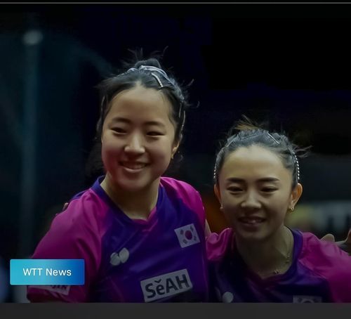 '영혼의 콤비' 신유빈(왼쪽)과 전지희