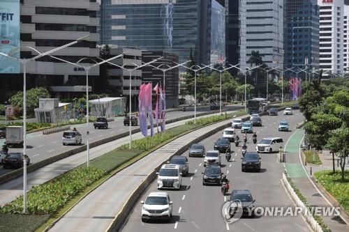 자카르타의 비즈니스 중심지 수디르만