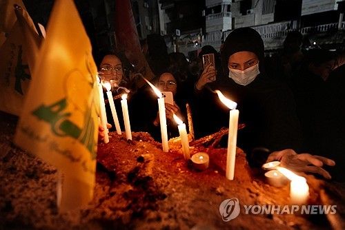 헤즈볼라 전 수장 하산 나스랄라를 추모하는 레바논 주민들