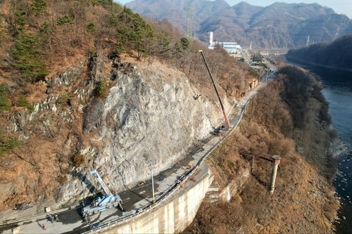 정양1지구 급경사지 붕괴위험지역 도로 통행 재개