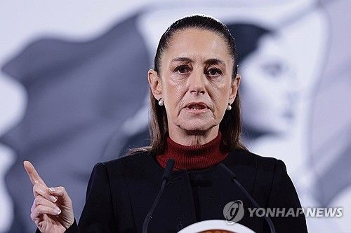 30일(현지시간) 기자회견하는 멕시코 대통령