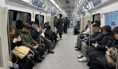 GTX에 탑승한 파주시민들
