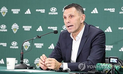 포부 밝히는 거스 포옛 감독