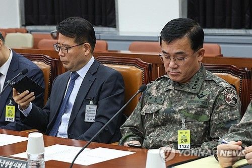 국회 정보위 출석한 여인형 방첩사령관