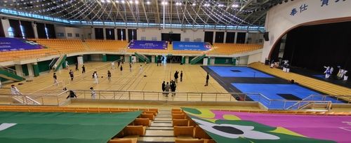 경민대 체육관 내부 