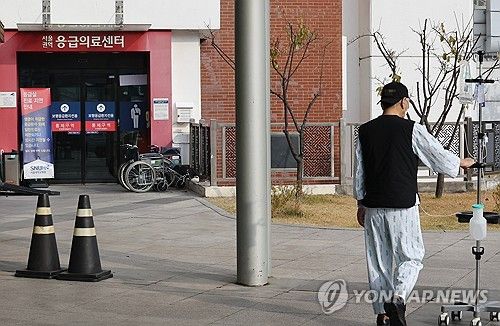 의정 갈등 출구 '안갯속'
