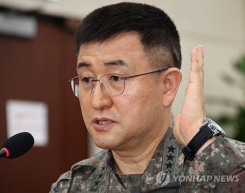 국방위 전체회의 발언하는 박안수 육군참모총장