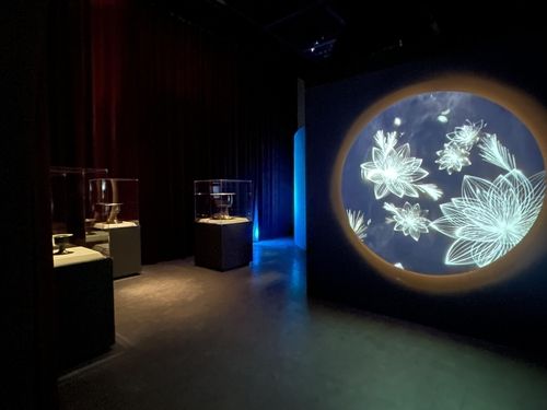 우리나라 대표 향완을 모아서 