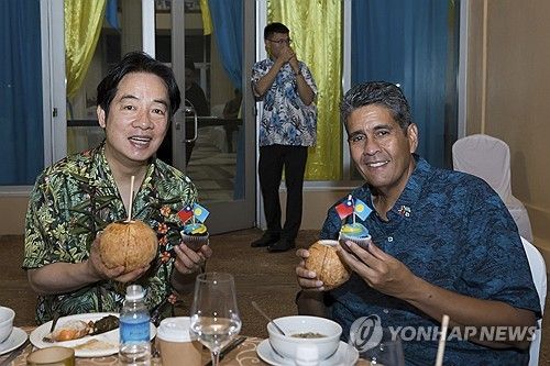 라이칭더 대만 총통(왼쪽)과 수랭걸 휩스 팔라우 대통령