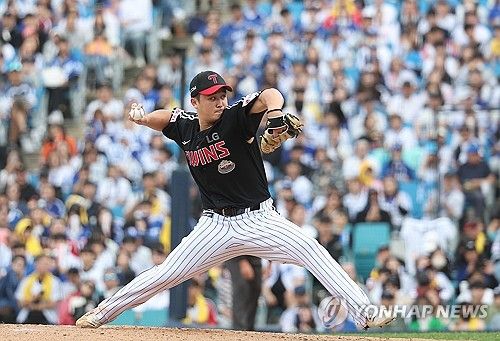 역투하는 LG 선발 최원태
