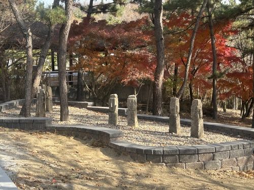 고(故) 이건희 회장 기증 석조물