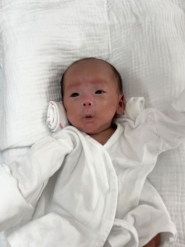 다섯쌍둥이 첫째 새힘이