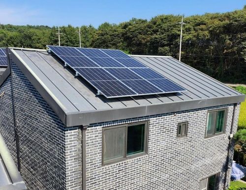 태양광 설비 설치한 단독주택
