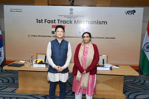 FTM 첫 회의에 참석한 임상우 공사와 산디아 불라르 인도 산업진흥청 국장