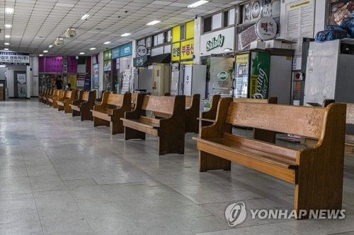 지난해 5월 폐업 직전의 고양 화정버스터미널