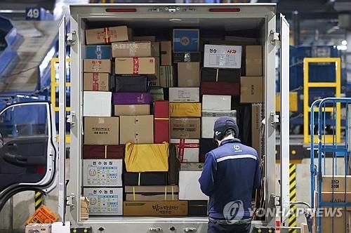 유통·물류업계, 불안 장기화 대비…정상가동 대책 점검 - 3